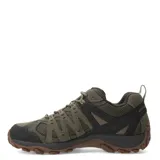 Zapatos de senderismo Merrell modelo Accentor 3, color verde oliva con detalles en negro y suela de goma color marrón. Confeccionados en una combinación de gamuza y malla transpirable, cuentan con cierre de cordones y diseño robusto para mayor tracción y estabilidad.