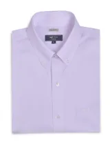 Camisa de manga larga RKF, corte regular fit, color lila. Presenta cuello abotonado, cierre frontal con botones y bolsillo en el pecho con el logo de la marca bordado.