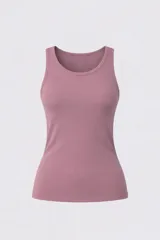 Musculosa de algodón y viscosa, con cuello redondo y diseño ajustado a la silueta.