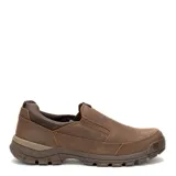 Zapatos slip-on Caterpillar modelo Threshold Slip On, color marrón, confeccionados en cuero, con diseño sin cordones, elásticos laterales para un calce cómodo y suela de goma antideslizante con logo en la puntera.