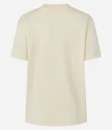 Remera de manga corta con cuello redondo, confeccionada en algodón peruano con acabado suedine. Diseño minimalista y sin estampas.