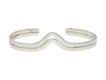 Pulsera esclava de plata 925 abierta con terminación en forma de V.