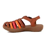 Sandalia de cuero color marrón con tiras entrecruzadas en naranja y rojo.