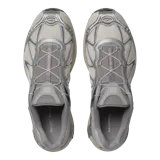 Championes Salomon modelo XT-Whisper, color gris y plateado, con diseño texturizado, sistema de ajuste Quicklace y tecnología SensiFit.