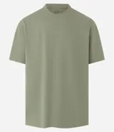 Remera de corte relaxed y mangas cortas, confeccionada en algodón de efecto pesado, con cuello redondo y diseño liso en color gris.