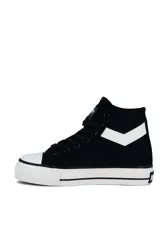 Championes de lona de caña alta Pony modelo Fifth Ave Mid con plataforma, color negro con detalles en blanco y el logo de la marca en el lateral y en la lengüeta.