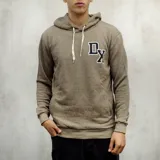 Canguro rústico color verde grisáceo con capucha y cordones blancos. Estampado en el pecho con las letras 'DX' en blanco y negro.