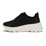 Championes Vizzano de estilo casual, color blanco, con suela chunky y plataforma, cordones tono sobre tono y detalle de placa metálica en los pasadores.