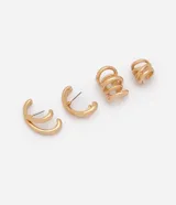 Kit de aros y ear cuffs dorados de metal, compuesto por dos pares con diseño de espiral en capas y argollas dobles con perno.