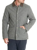 Chaqueta RKF modelo Lewis de corte regular, confeccionada en lana con diseño acolchado de rombos. Presenta cierre frontal con broches metálicos, bolsillos frontales aplicados, cuello camisero de cotelé en tono contrastante y relleno térmico de fibras recicladas.