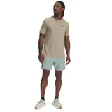 Short deportivo Under Armour de la línea Vanish, color verde menta, con logo de la marca estampado en el lateral. Cuenta con tejido ultraligero, paneles de malla para ventilación y bolsillos laterales.