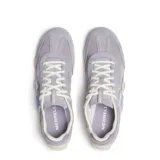 Championes urbanos Merrell modelo Relay Fly Vent Se, en color lila con detalles en blanco y suela texturizada en azul claro. Presentan un diseño ergonómico con cordones y combinación de texturas en gamuza y material sintético.