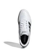 Championes urbanos Adidas modelo Breaknet 3.0, de diseño inspirado en el tenis, color blanco con las icónicas tres tiras laterales en negro. Presentan capellada sintética, cierre por cordones y suela de goma plana.