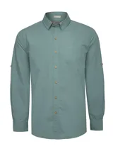 Camisa de manga larga color verde menta, confeccionada en popelina 100% algodón orgánico. Presenta cuello camisero, botones de madera, un bolsillo de parche en el pecho con logo bordado y presillas con botón en las mangas para sujetarlas enrolladas.