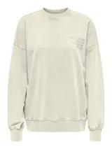 Buzo oversize de Only color beige, confeccionado en mezcla de algodón y poliéster reciclado. Presenta cuello redondo, hombros caídos, mangas largas y estampa frontal con la inscripción "Well Being Health & Leisure Studio".