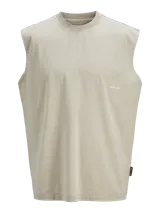Musculosa de corte holgado con cuello redondo acanalado y diseño sin mangas. Presenta un acabado con efecto lavado y un pequeño logo estampado en el pecho.