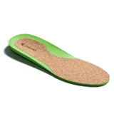 Championes urbanos Cariuma modelo Salvas, color blanco con detalles en gris.