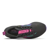 Championes New Balance Propel Remix V2, color negro con detalles en fucsia, violeta y celeste.