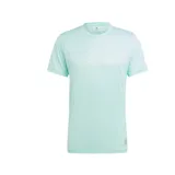 Remera deportiva Adidas de hombre color celeste, de corte clásico y mangas cortas. Confeccionada en tejido ligero y transpirable con tecnología Aeroready.