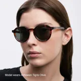 Lentes de sol con montura geométrica carey, lentes polarizadas verdes con protección UV400. Diseñados para un perfecto equilibrio entre comodidad y durabilidad.