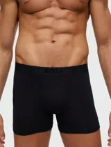 Boxer negro Hugo Boss, confeccionado con tejido ultrasuave, con cintura elástica con el logo de la marca en tono sutil.