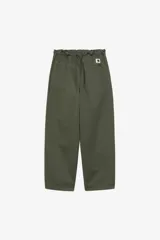 Pantalón de sarga de algodón verde militar, de corte holgado con pliegues delanteros.
