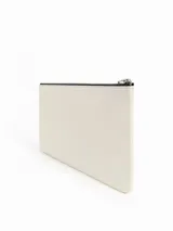 Neceser rectangular color crema con logo Bimba y Lola en verde neón.