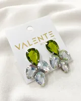 Aros colgantes con forma de racimo, con piedras de fantasía facetadas en forma de lágrima, color verde oliva y cristal tornasol.