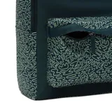 Mochila Nike Heritage color azul con logo bordado en el frente y estampado con el nombre de la marca en el bolsillo inferior.