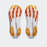 Championes de running Asics modelo Gel Nimbus 28, color negro. Presentan una entresuela con tecnología FF BLAST PLUS y PureGEL para una amortiguación superior, con capellada de tejido de punto técnico.