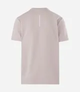 Remera deportiva de manga corta y cuello redondo, confeccionada en tejido tech fleece con tecnología dry que facilita la transpiración y el secado rápido. Presenta un corte comfort holgado y diseño liso sin estampas.