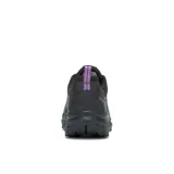 Championes de senderismo Merrell modelo Speed Strike 2 Waterproof, color negro con detalles en violeta. Diseño técnico con membrana impermeable, parte superior de malla y cuero sintético, y suela de goma con tracción de alta resistencia.