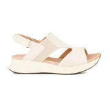 Sandalias casuales Marco Donatti Sara color celeste, con plataforma blanca y suela marrón.
