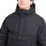 Campera tipo anorak de O'Neill, color negro, con medio cierre frontal, capucha ajustable y bolsillo frontal con solapa de velcro. Presenta un diseño técnico con relleno liviano, puños ajustables con velcro y bolsillos laterales diagonales.