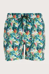 Short de baño con estampado de hojas y flores en tonos verde, blanco, amarillo y naranja. Tiene cintura elástica con cordón ajustable.