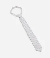 Corbata femenina de algodón con estampado de rayas diagonales finas en tonos claros. Diseño con cierre ajustable en el cuello.