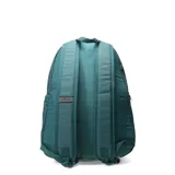 Mochila Puma Phase de color verde oscuro, con compartimento principal y bolsillo frontal con cierre. Presenta el logo de Puma en blanco en la parte frontal y un bolsillo lateral de malla.