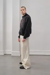 Pantalón baggy color crema de poplin 100% algodón.