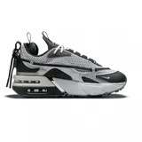 Championes Nike Air Max Furyosa, color gris, blanco y negro, con detalles plateados. Capellada de malla y cuero sintético, con cordones blancos y sistema de ajuste con cordones elásticos en el talón. Entresuela de espuma con tecnología Air Max visible en la parte trasera.