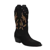 Bota de caña media color caramelo, de gamuza, con bordado de estrellas en el empeine y laterales.