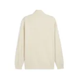 Campera Puma de cuello alto con cierre frontal completo, confeccionada en tejido texturizado tipo waffle color arena. Presenta logo de la marca bordado en el pecho y bolsillos laterales.
