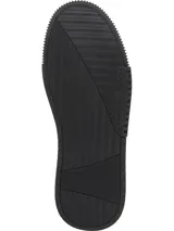 Zapatillas Tommy Hilfiger de corte bajo confeccionadas en piel lisa color negro, con suela cupsole y logo de Tommy Hilfiger en bajo relieve en los laterales. Presentan detalles distintivos de la marca y logo engomado en el talón.