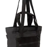 Bolso tote negro con bolsillo frontal con cierre y asas de mano y hombro.