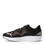 Championes deportivos Puma modelo Redeem Profoam, color negro con detalles en rosado y suela blanca. Presentan diseño de malla transpirable y cierre con cordones.