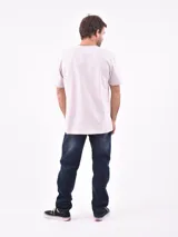 Remera blanca de algodón con estampa frontal que dice 'California' con una estrella y 'Champions League United States of America'.