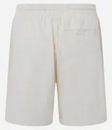 Bermuda masculina color beige claro, con textura, cintura elástica ajustable con cordón y bolsillos laterales.