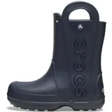 Botas de lluvia Crocs negras con asas grandes para facilitar su colocación y extracción. Presentan el logo de Crocs en la parte superior y detalles reflectantes en el talón.