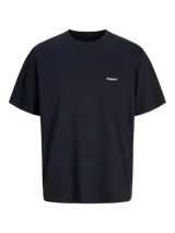Remera de algodón con calce holgado, cuello redondo y mangas cortas. Presenta un pequeño logo estampado en el pecho y una estampa grande en la espalda con impresión de goma suave al tacto.