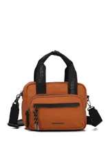 Cartera tipo bandolera Hush Puppies color naranja quemado, con doble asa de mano y correa larga ajustable y extraíble. Presenta un compartimento principal con cierre y un bolsillo frontal con cierre, ambos con tiradores decorativos. El diseño incluye correas de tela con el logo de la marca estampado.