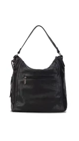 Cartera de hombro tipo hobo en color negro, confeccionada en material símil cuero con textura granulada. Presenta un diseño funcional con cierre principal, bolsillo frontal con cierre y detalles de tachas metálicas, además de una correa de hombro fija y una correa larga ajustable y extraíble.